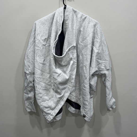 lululemon athletica Sweaters - Lululemon savasana wrap sweater  size 6